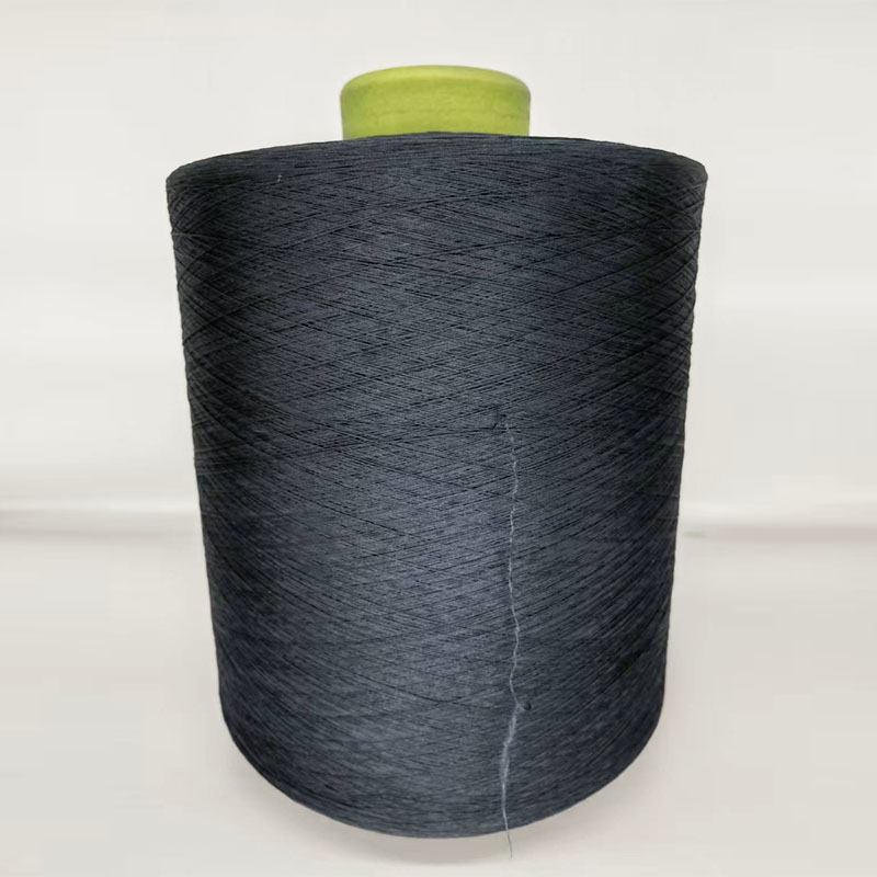 Polyester benang hitam